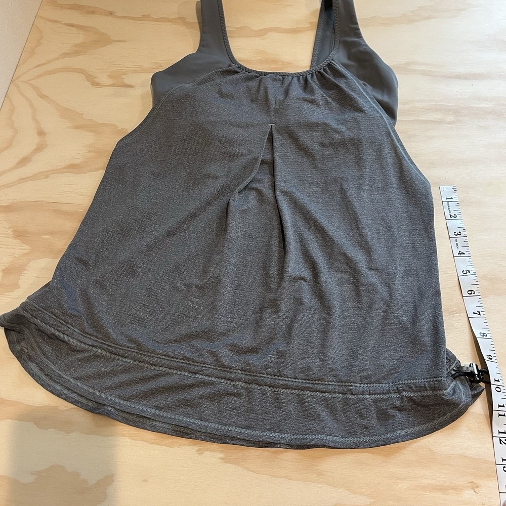 Lululemon Sport Bra Athleisure Sz 8 Gray Athletic Running Yoga Tank Airy Sinch